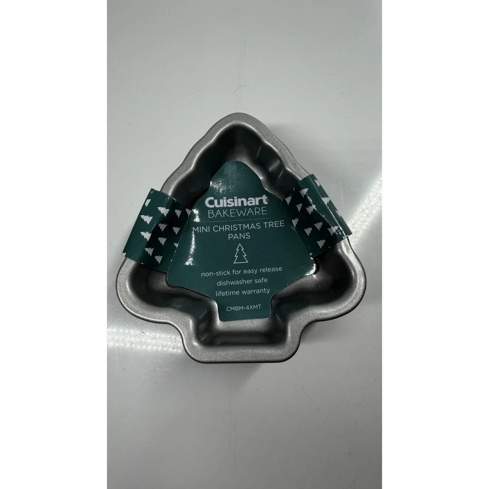 Cuisinart Mini Christmas Tree Shaped Pans New Set of 4
